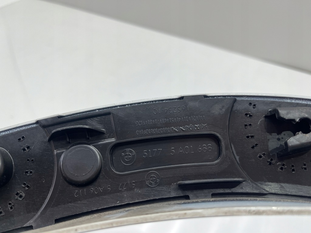 Bmw x1 u11 m-pakiet молдинг крыла задний  задняя правая 5a01688 в Украине