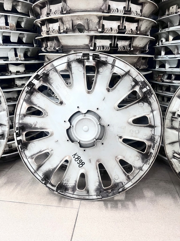 фото №9, Ковпаки vw passat golf caddy оригінальні 16'' nr ik0 601 147g