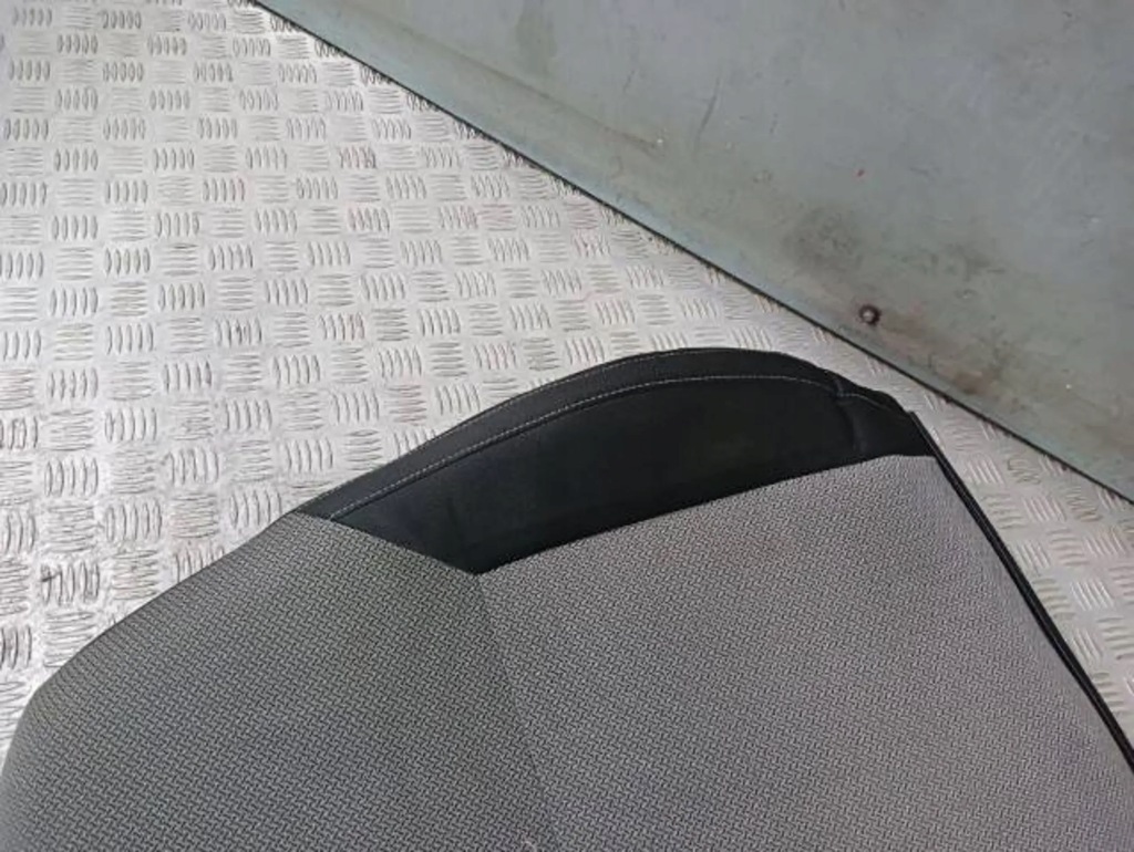 фото №3, Skoda rapid спинка сидіння праве пасажир обшивка