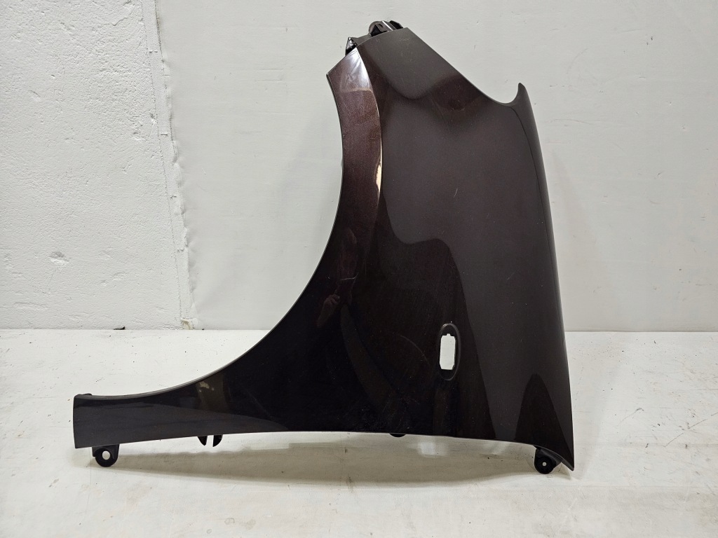 Купити Крило ліве перед передній smart w453