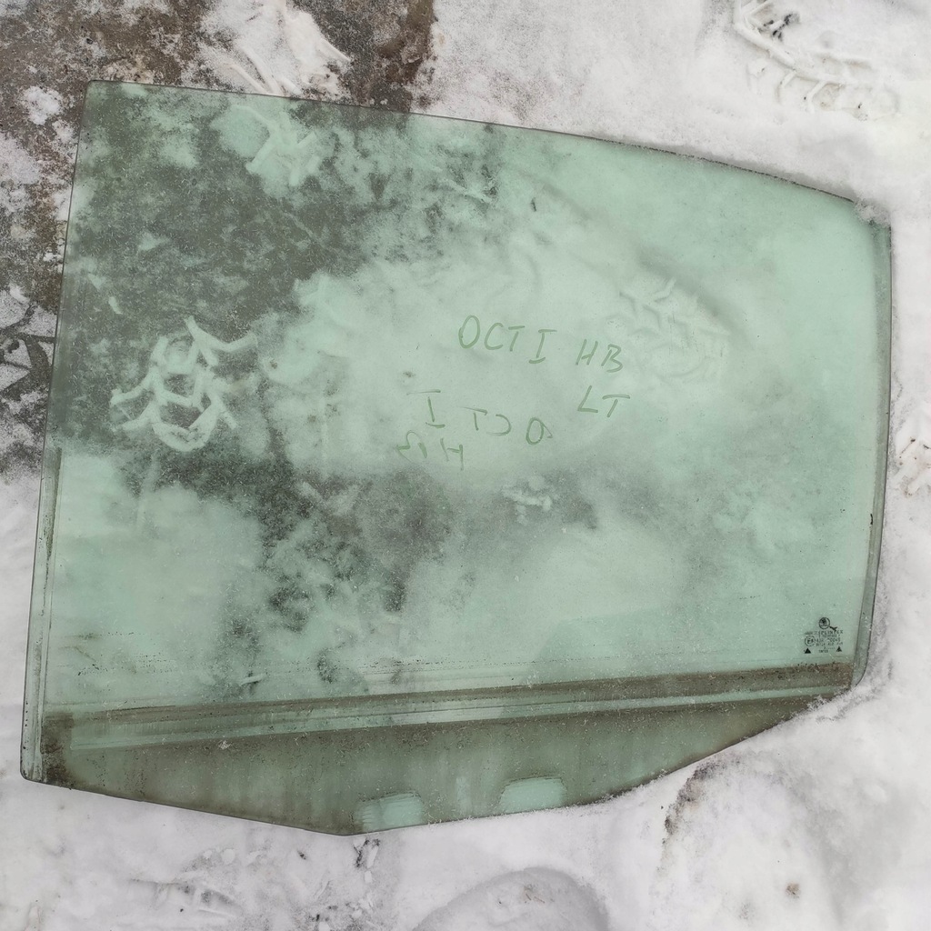 фото №1, Стекло дверь левый задняя большая skoda octavia 1 hb