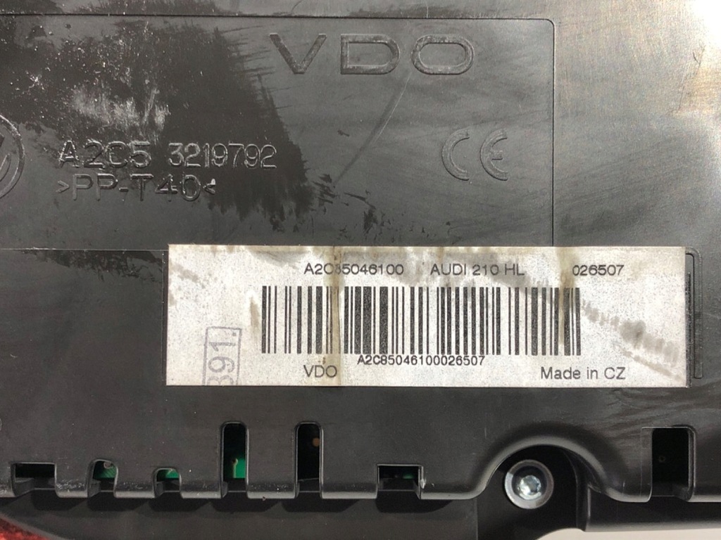 фото №6, Счетчик audi a1 8x 8x0920930p 2.0 143km 10-18 приборы