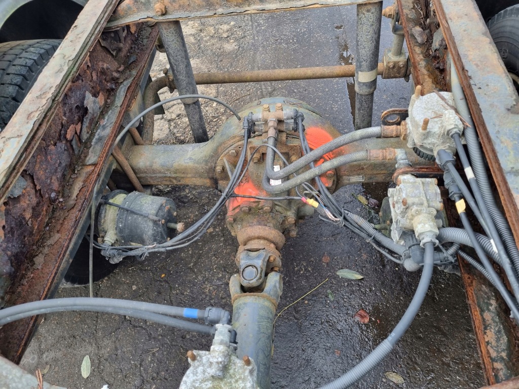 фото №1, Мост приводной дифференциал рессора 43/13 13/43 ratio 1/331 iveco eurocargo 17,5''