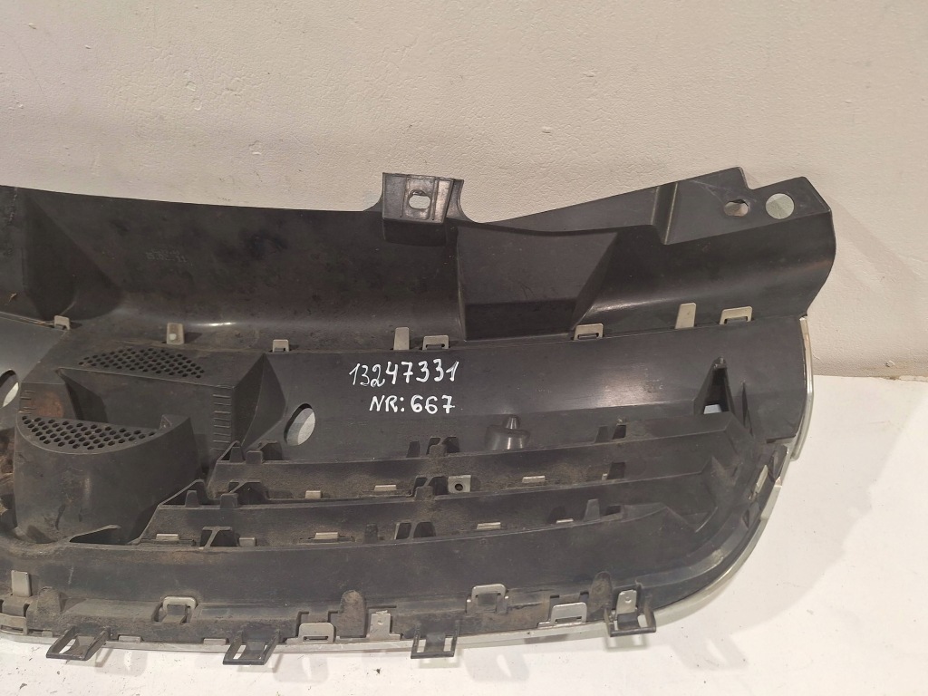 Решётка радиатора решётка радиатора 13247331 opel zafira b lift 08- с Разборки