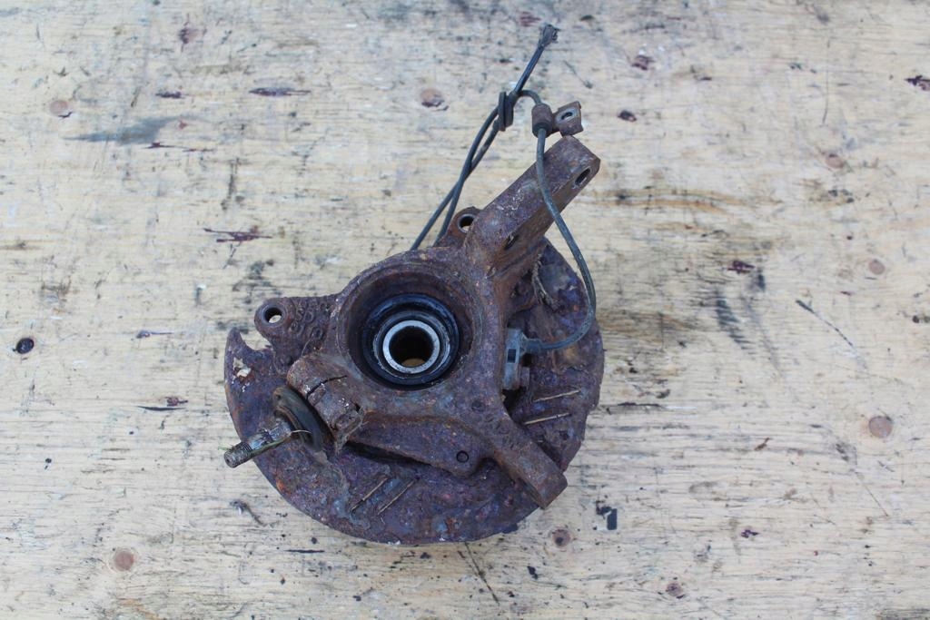 фото №10, Поворотный кулак ступица передняя левая subaru impreza ii gd