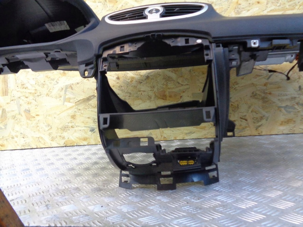 фото №5, Приборная панель приборная консоль приборная панель + подушка безопасности пассажира renault clio iii 05- eu