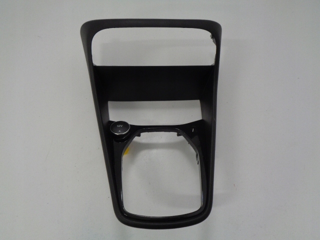 фото №1, Fiesta mk8 19r рамка туннель прикуриватель h1bb-a045a