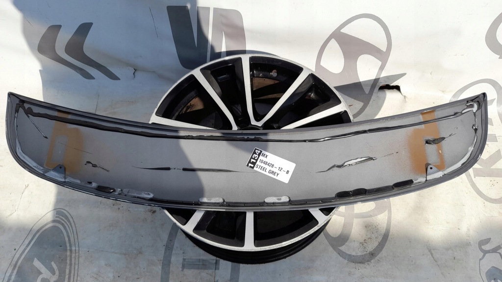 фото №4, Tesla x задний задняя спойлер