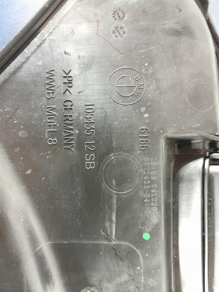 фото №4, Bmw 5 g30 бачок распылителя 8071453