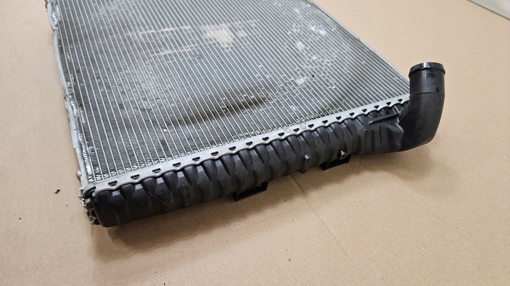 фото №6, Радиатор wody правая porsche 911 992 992121252