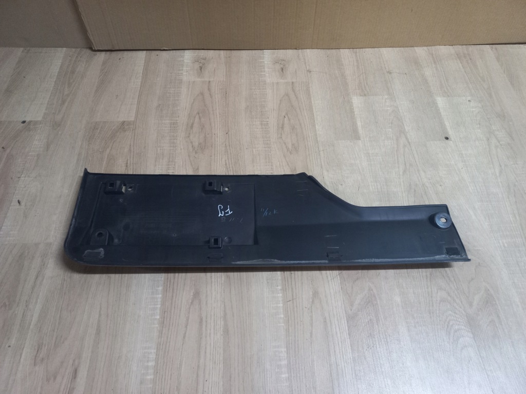 фото №6, Toyota fj cruiser накладка крышки задняя пластик номерного знака