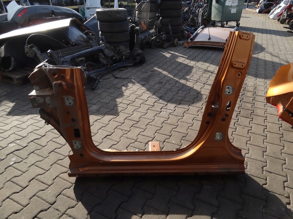 фото №2, Dacia sandero stepway ii 2021 блок двигателя порог левый оригинал