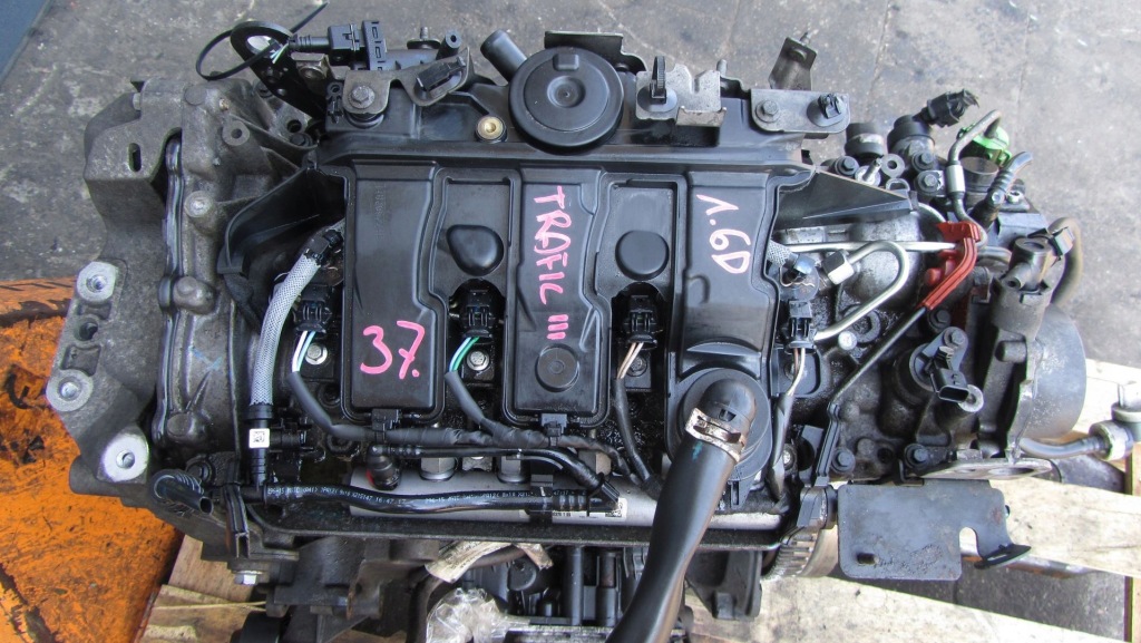 Trafic vivaro 3 1.6 двигатель + форсунки r9md452 комплектный  14- Недорого