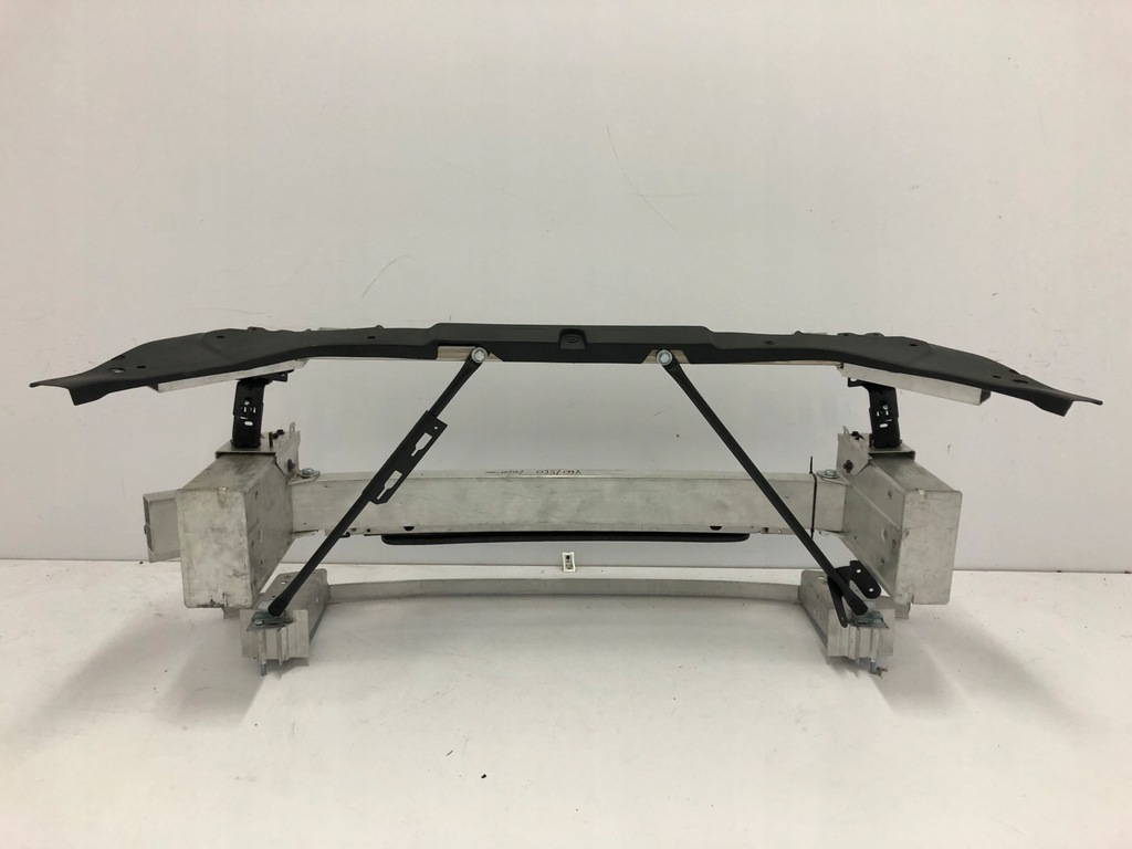 фото №4, Volvo s60 iii v60 ii 2019 - pas передний усилитель передний