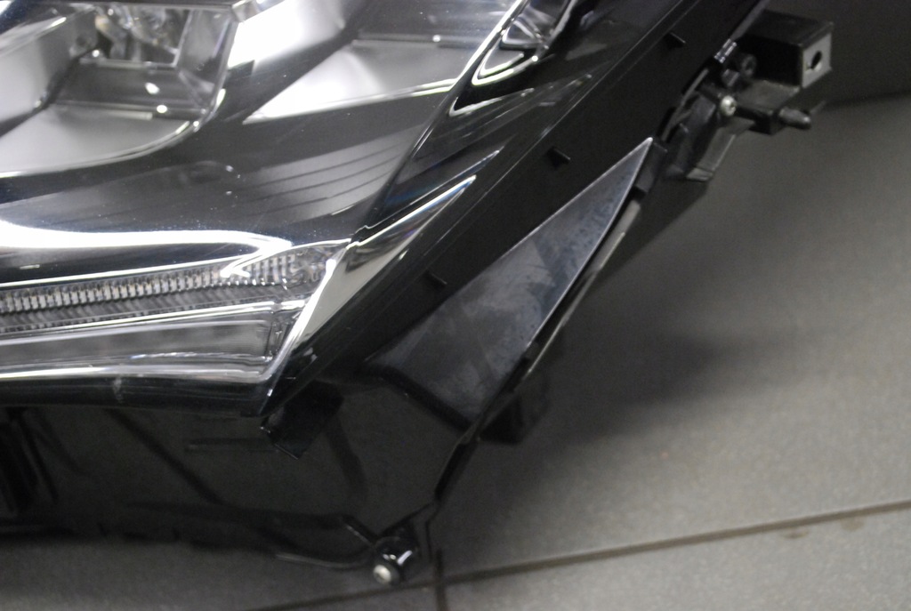 фото №4, Лампа лівий перед lexus rx full led 81185-48d40