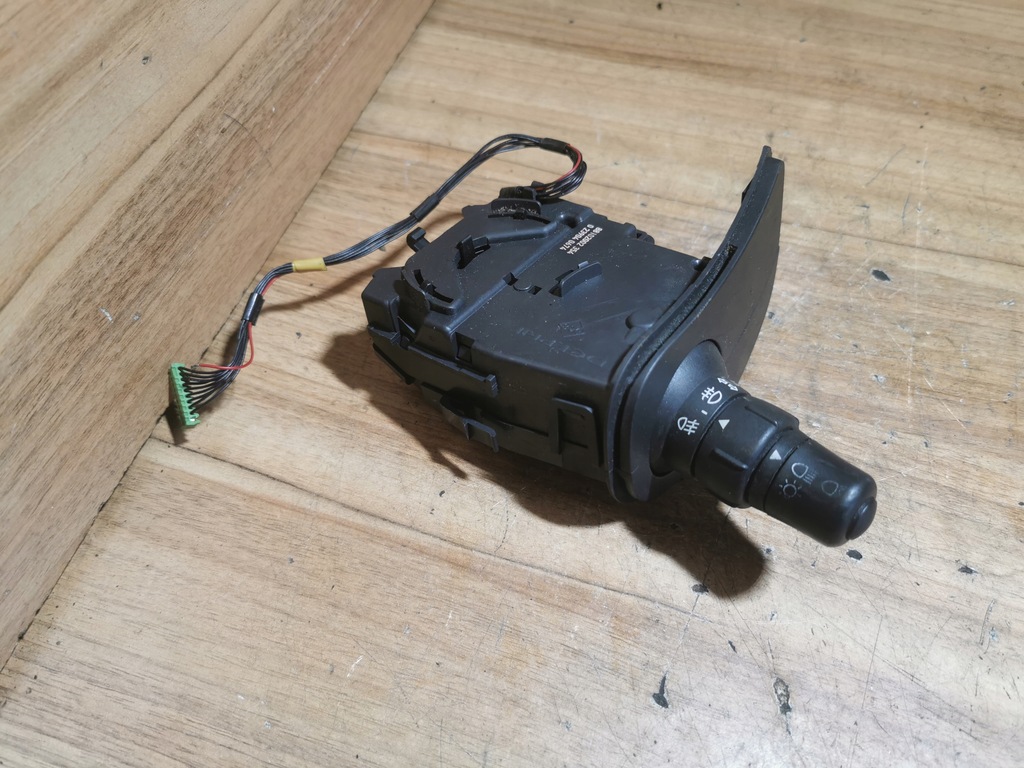 фото №1, Рычаг света modus 88102002354