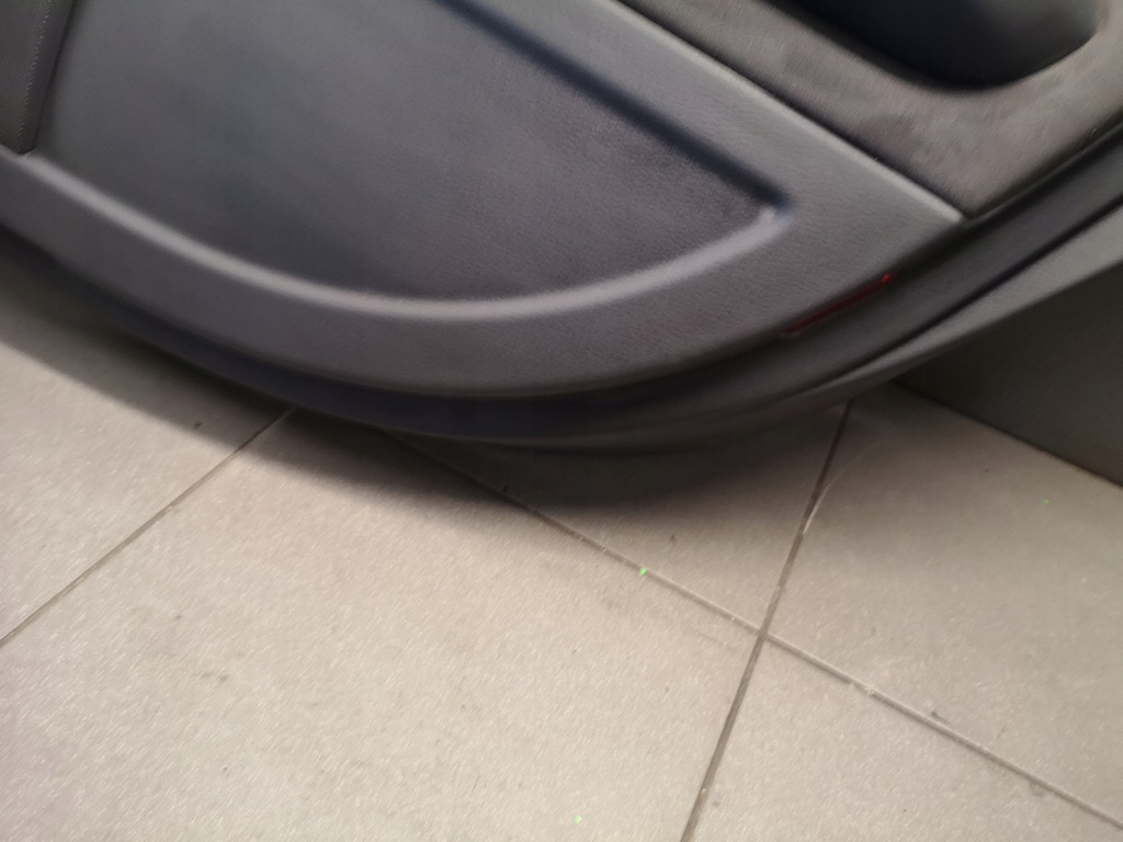 фото №11, Обшивка дверь правый задняя audi a4 b7 8e0867306