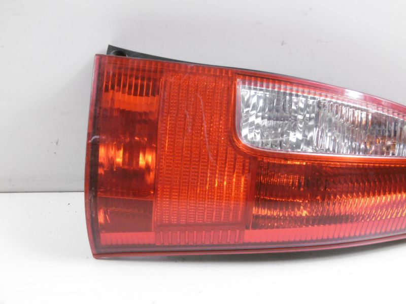 фото №13, Mazda premacy cp 99-01 лампа задняя задняя правая + вкладыш ламповый