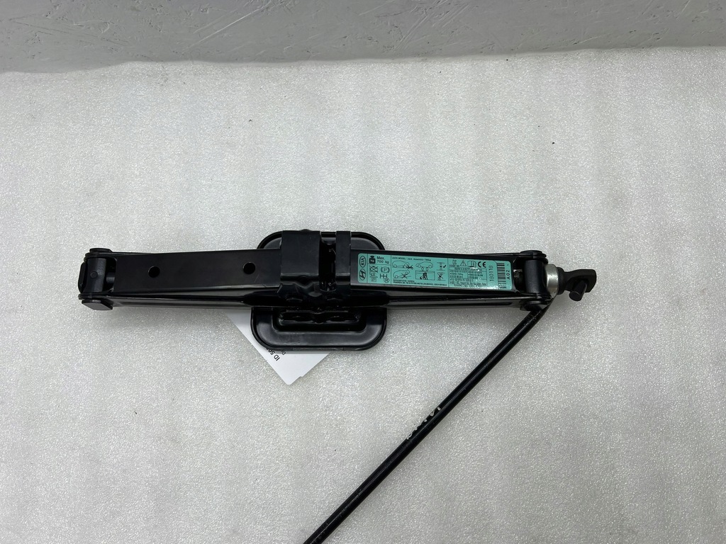 фото №8, Hyundai ioniq 2018 домкрат автомобильный