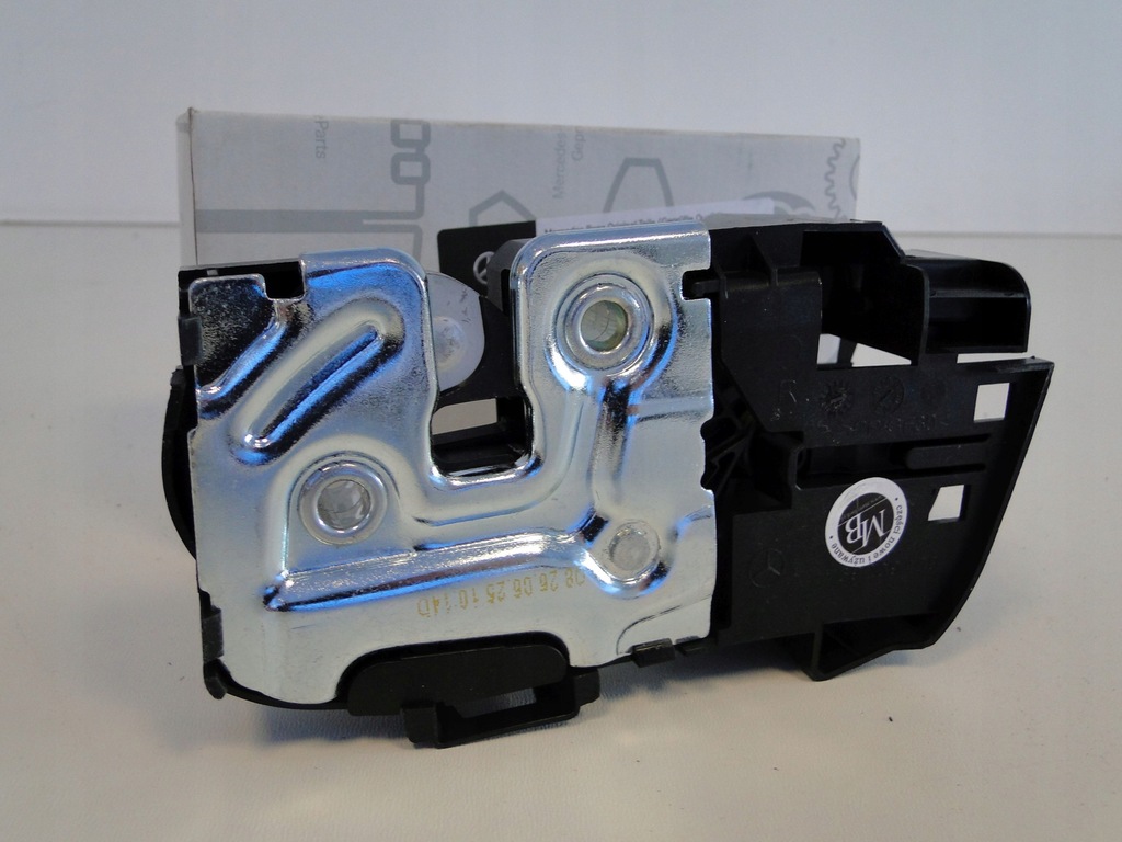 фото №12, Mercedes замок блокировка спинка сиденье задний левый cla 117 c117 x117 w117