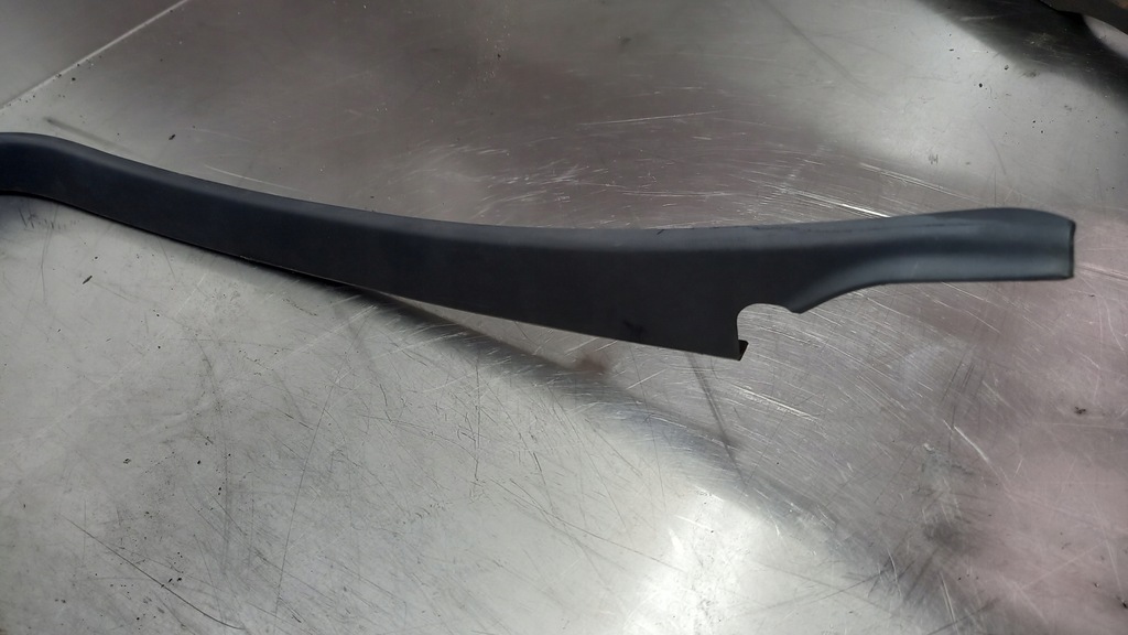 фото №5, Молдинг двері рамка двері лівий задня volvo xc70 ii v70 iii