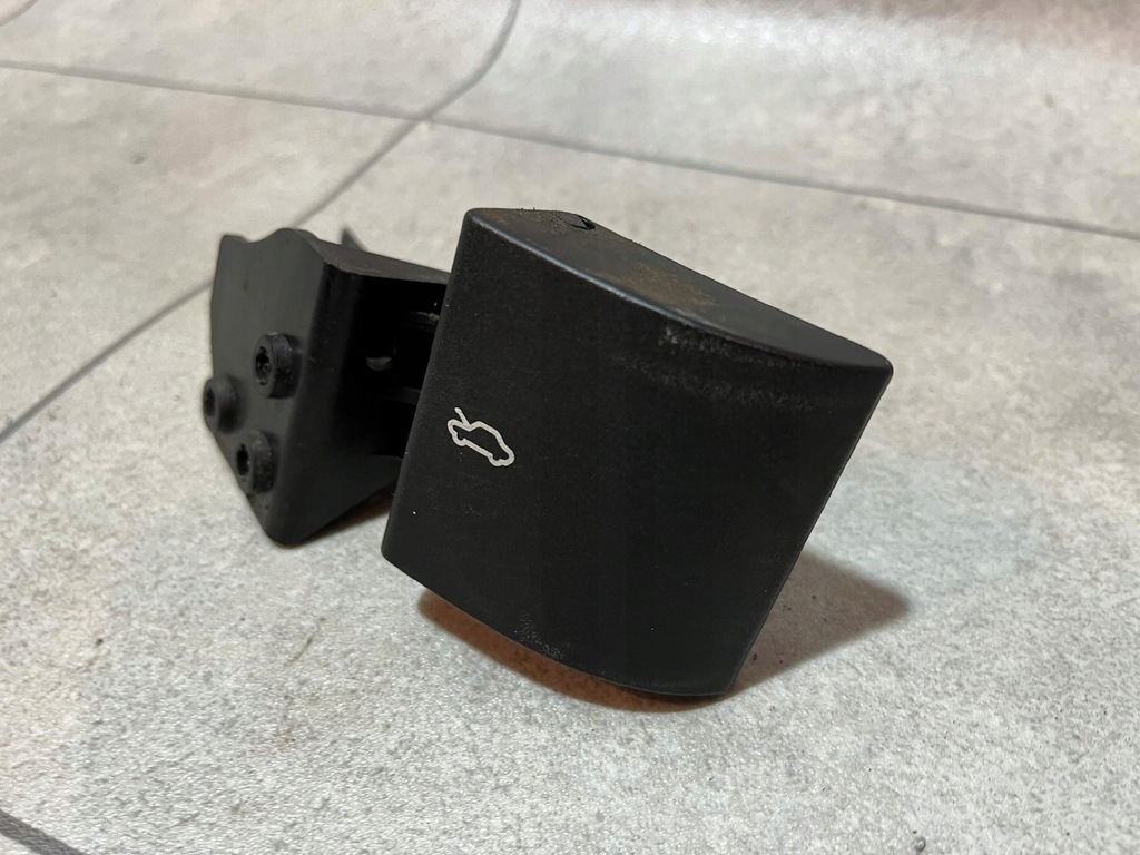 фото №3, Jeep commander ручка кронштейн открывания капот оригинал