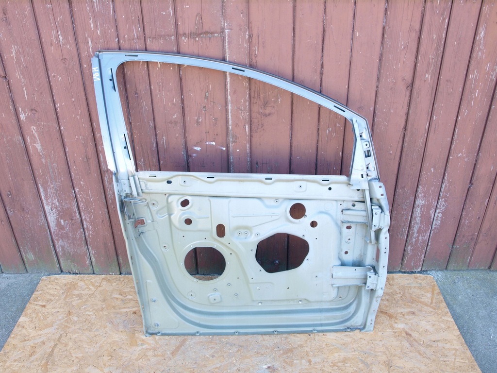 фото №1, Vw golf plus 5m0 дверь правое перед передние h91