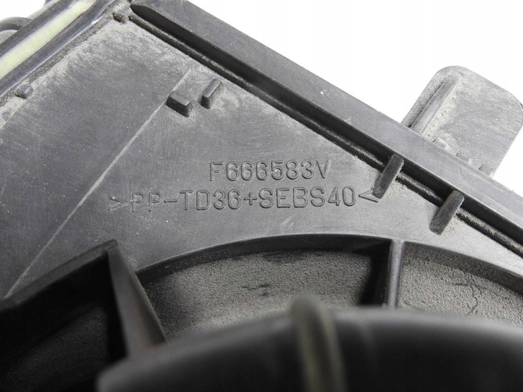 фото №8, Renault scenic ii воздуходувка вентилятор обдув f666583v