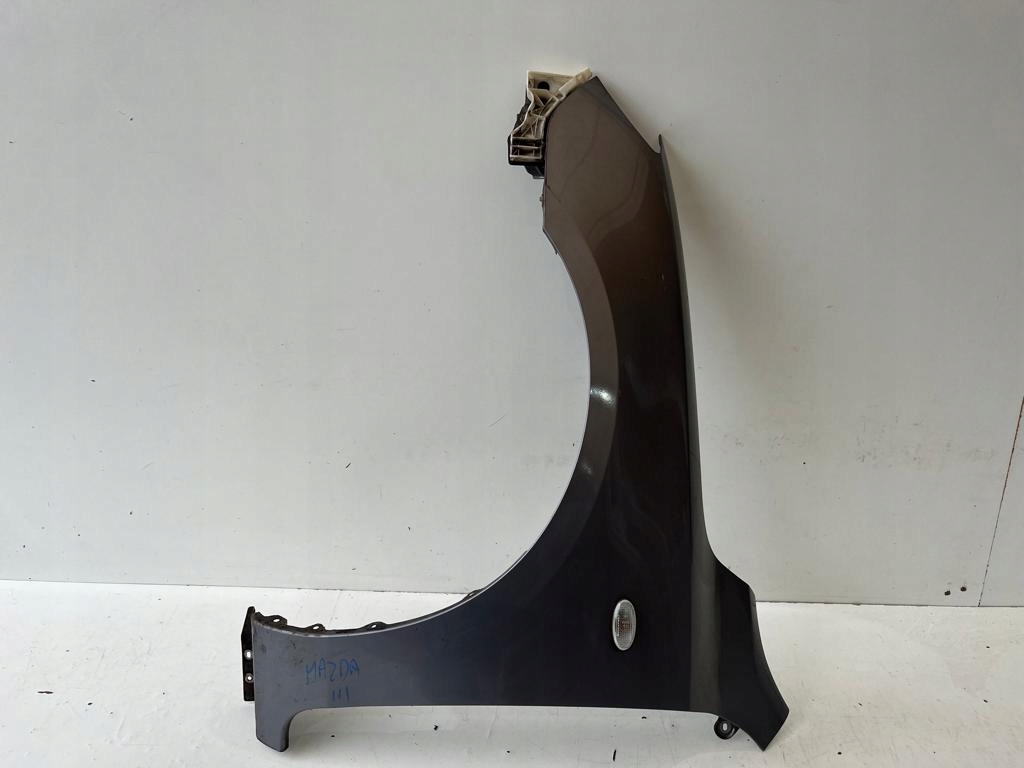 Купити Mazda 3 крило ліве перед оригінал
