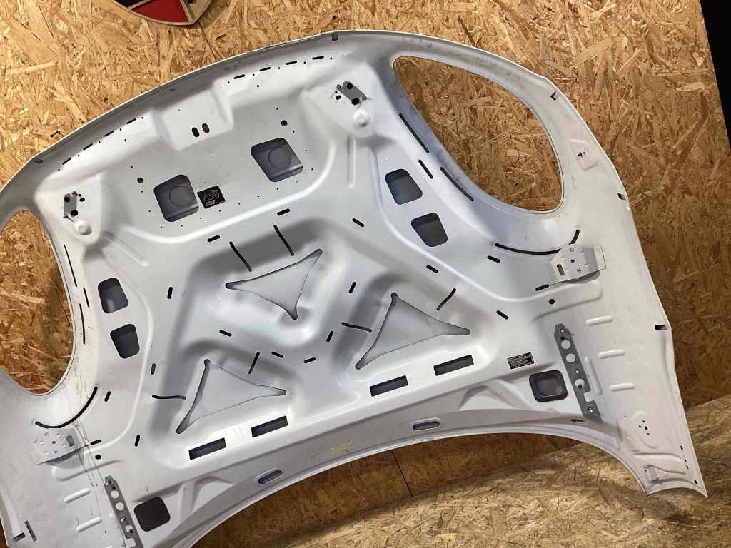 Капот перед porsche macan 95b 95b823031y Цена