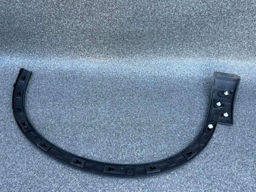 фото №5, Volvo xc40 молдинг крила ліва перед 31448344