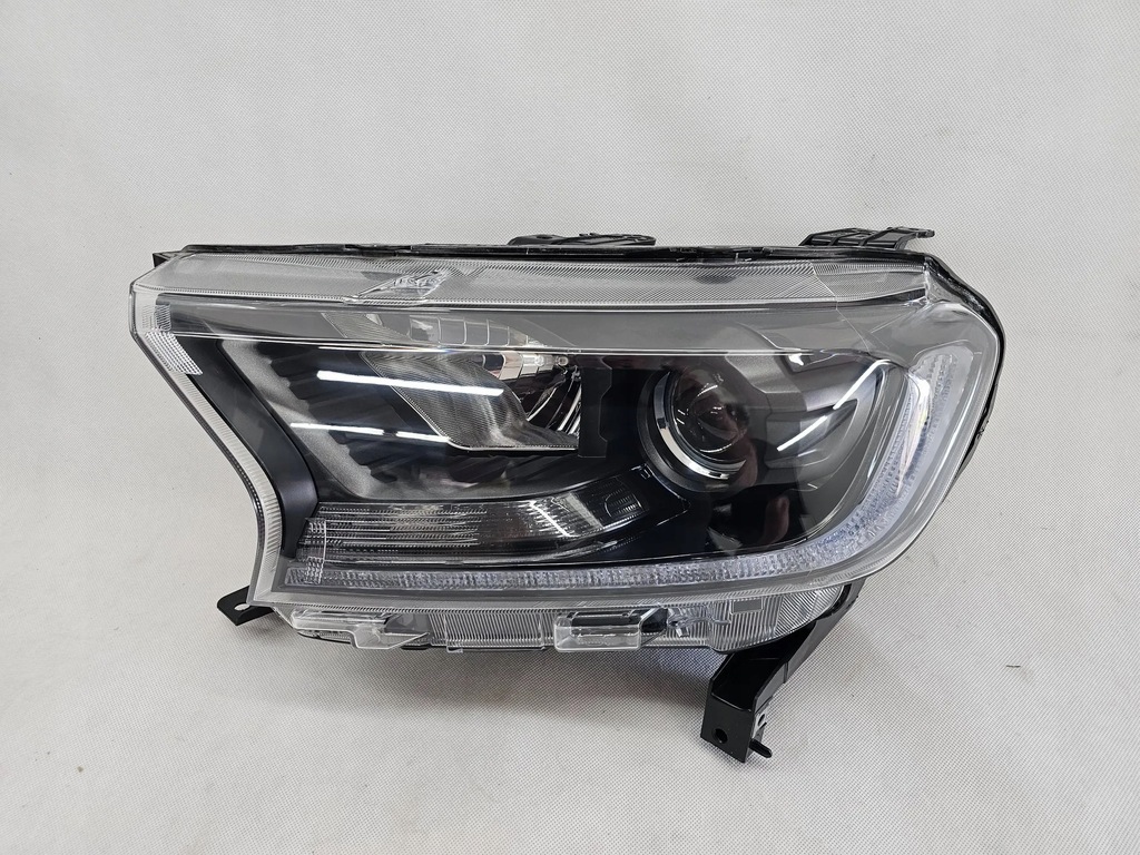 фото №1, Ford ranger iv lift лампа przódprzednia левая ксенон idealna eu jb3b13d155ma
