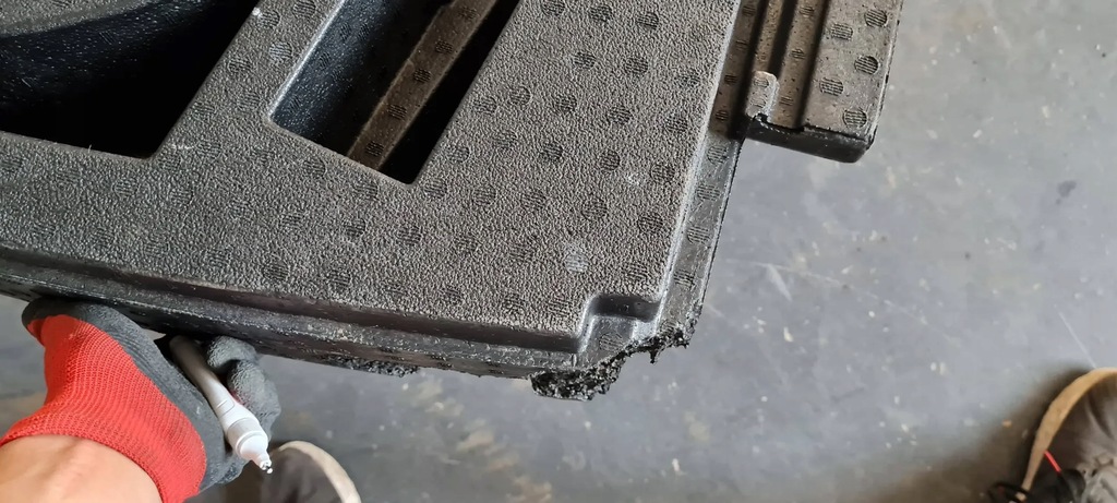 фото №8, Sq5 q5 80a вкладка пена багажника задняя 80a012109r