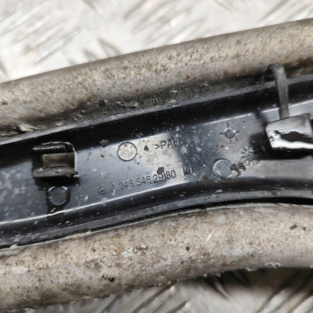 фото №7, Mercedes-benz cla c117 x117 w117 2016 ліва сторона нижній важіль передній