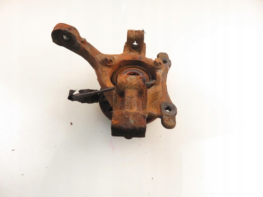 фото №10, Поворотный кулак передняя правая opel zafira b 2.2