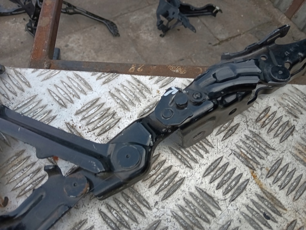 Bmw x3 g01 x4 g02 петля капота перед передній ліве 7450590 Київ