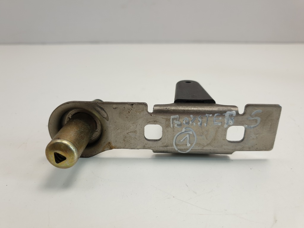 фото №1, Porsche boxster 986 засов задний крышки замок