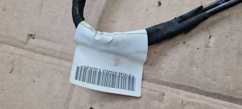 Jeep grand cherokee wl 2022 джгут колодка з'єднувач електрична p68456219ab Зі Шроту