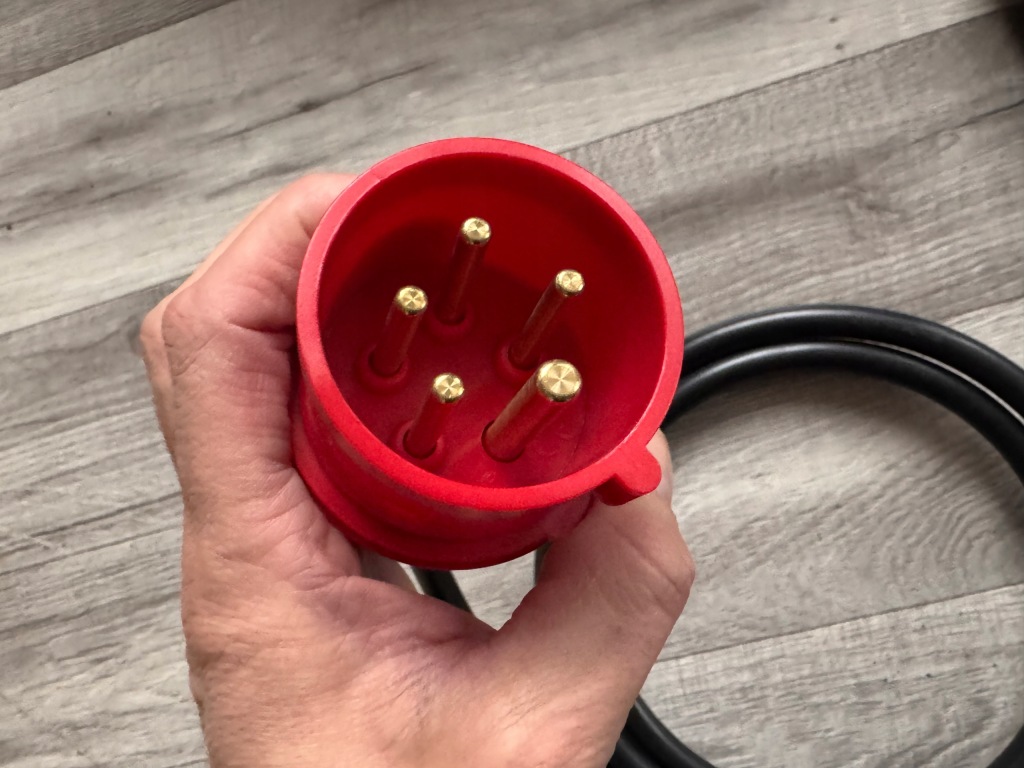 фото №9, Audi e-tron nowa зарядное устройство сетевая 7.2kw трёхфазная сеть шланг сумка комплектная