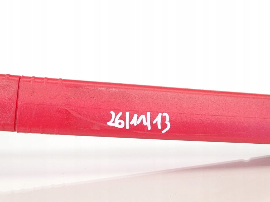 фото №12, Треугольник предупредительный audi a5 8t a4 b8 8t0860251