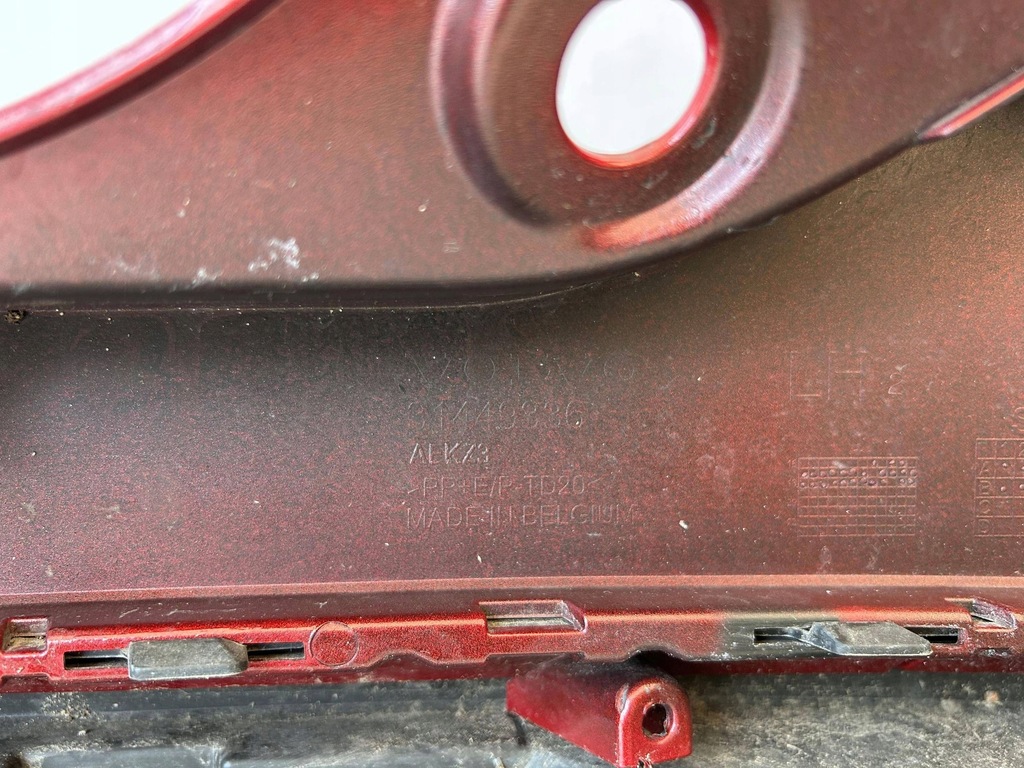 фото №9, Volvo xc40 бампер задняя 31449336 оригинал