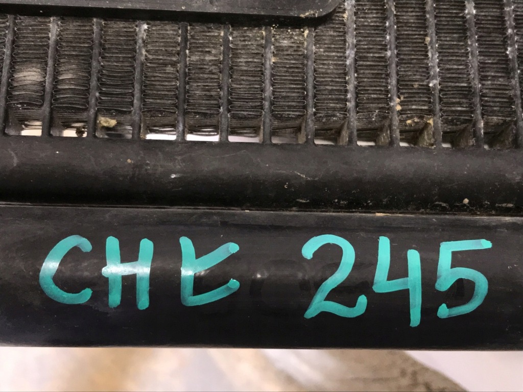 фото №12, Audi a4 b8 a5 8t радиатор кондиционера 8k0260403