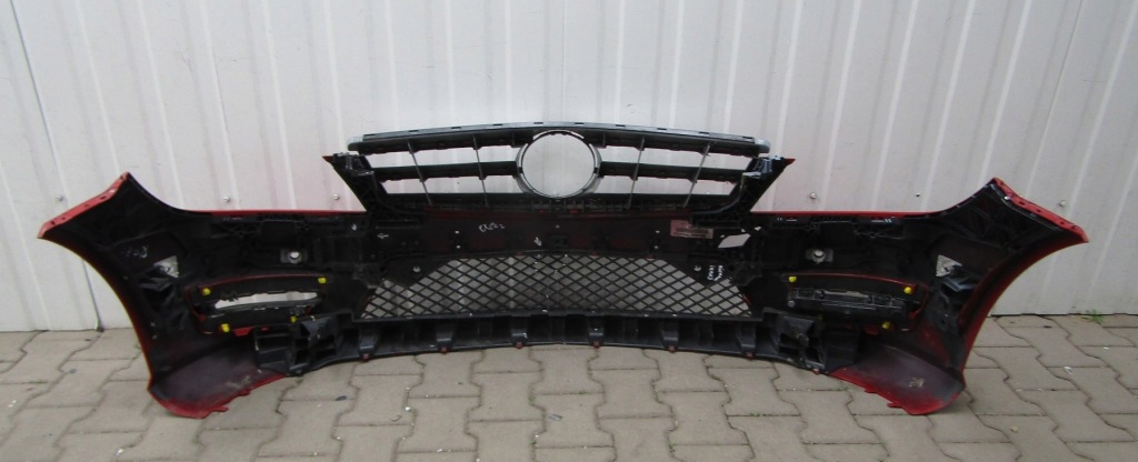 Бампер перед mercedes c klasa w204 204 amg рестайлинг  11-14 в Украине