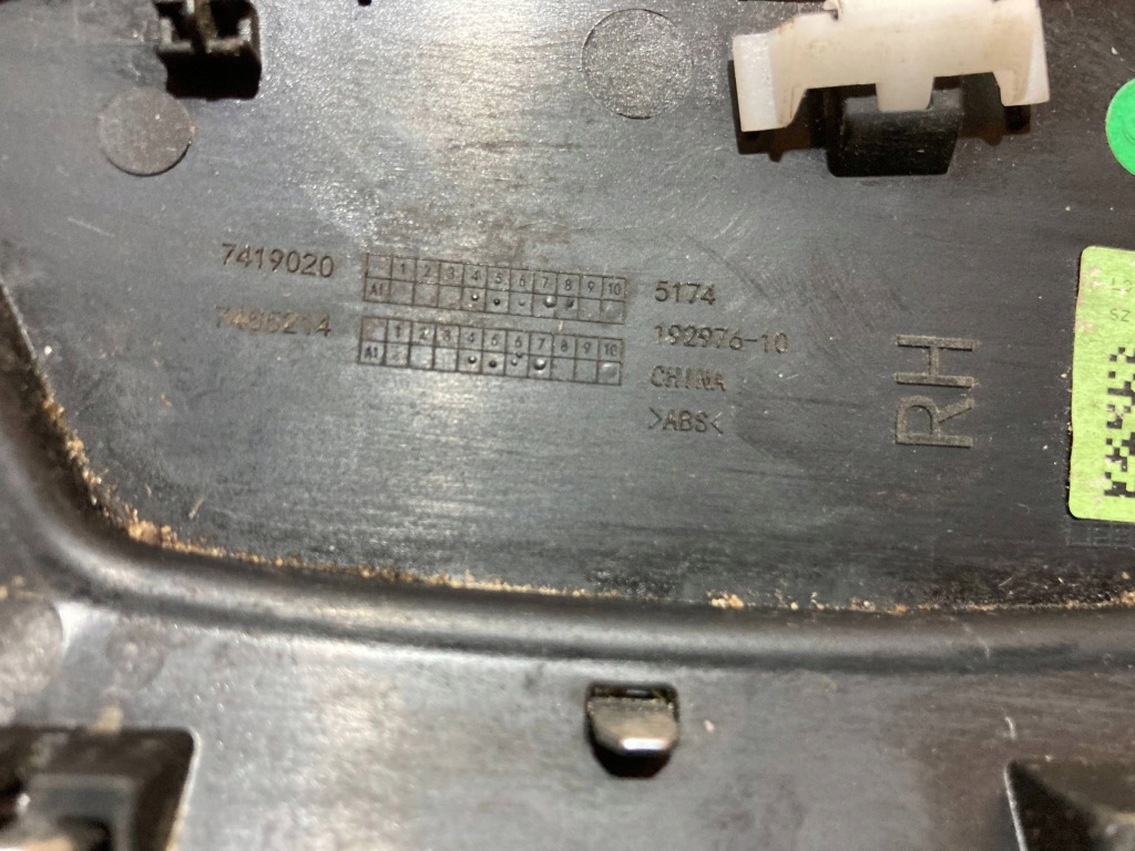 фото №12, Bmw 8 g14 решётки крыльев впуск воздуха комплект orygi.