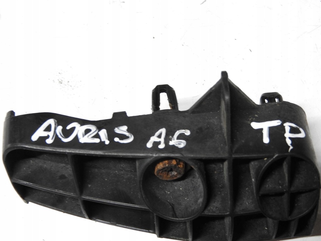 фото №13, Toyota auris i 06-09 напрямна бампера правий задня 52562-02040