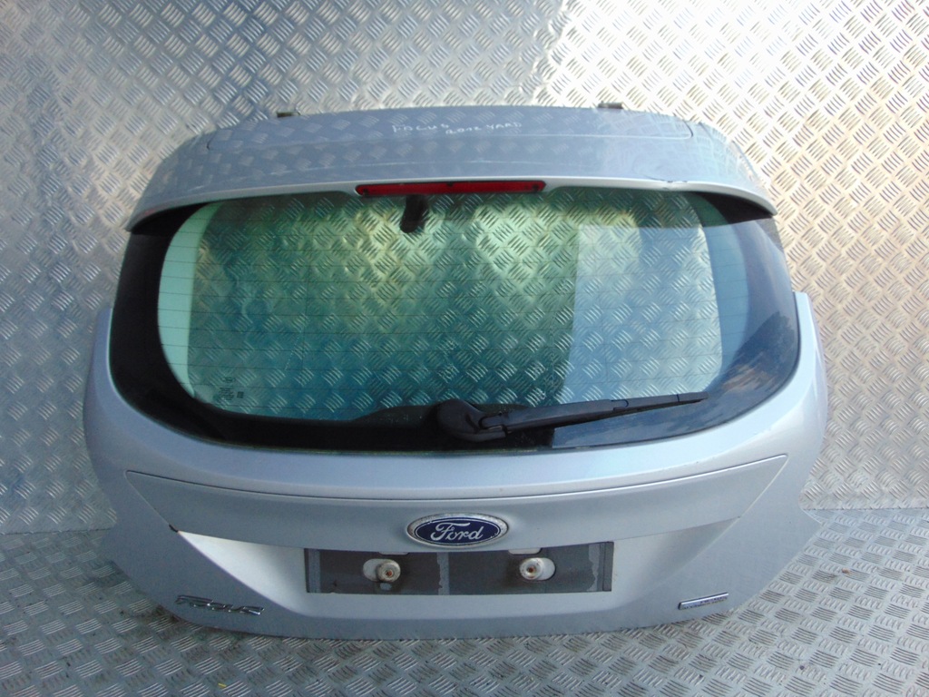 фото №1, Ford focus mk3 крышка багажника задняя 11-