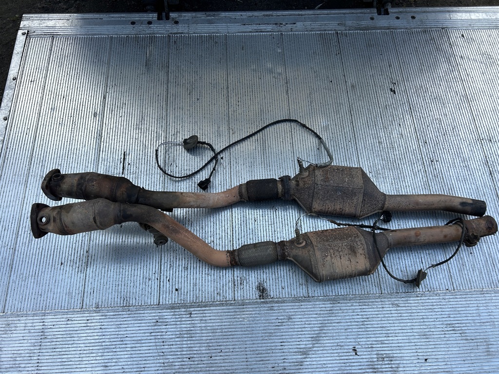 фото №1, Гасник каталізатор audi a8 d2 3.7 4.2 комплект