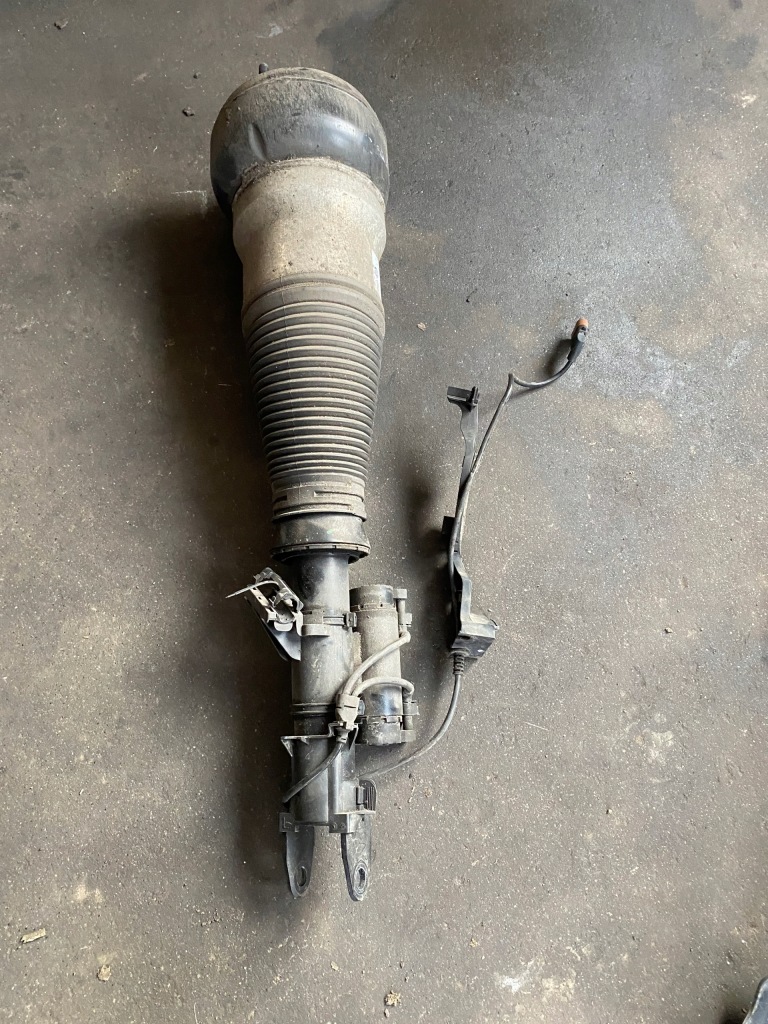 Купить Mercedes s 217 coupe амортизатор перед 2173202601