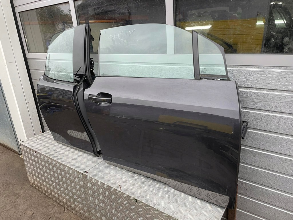 фото №5, Bmw i3 дверь правое перед задняя