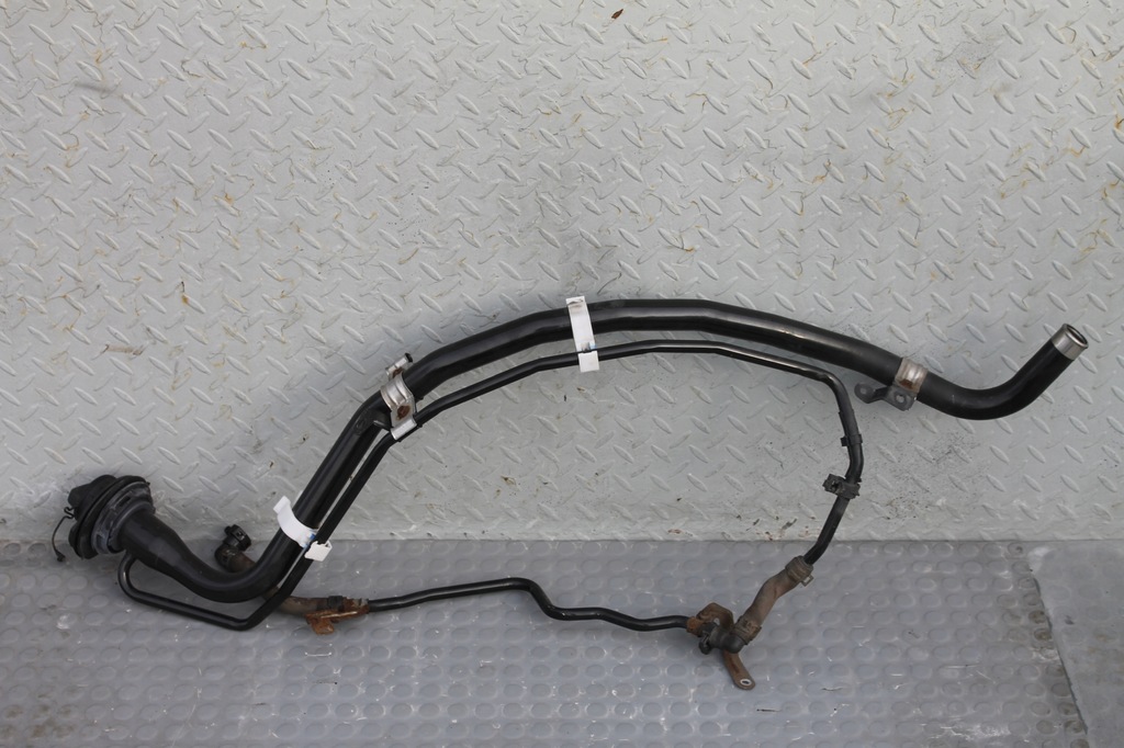 фото №1, Труба заливная горловина топлива шланг toyota rav4 iv 2.0 2.2 d4d 12-18